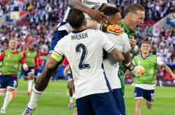 爱游戏app下载-英格兰球员在欧洲足球赛事中取得胜利