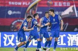 爱游戏体育网站-巴里球队备战新赛季，球员状态逐渐回暖的简单介绍