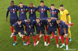 爱游戏官网-法国足球实力对决，赛场风云再起(法国足球实力对决,赛场风云再起是谁)