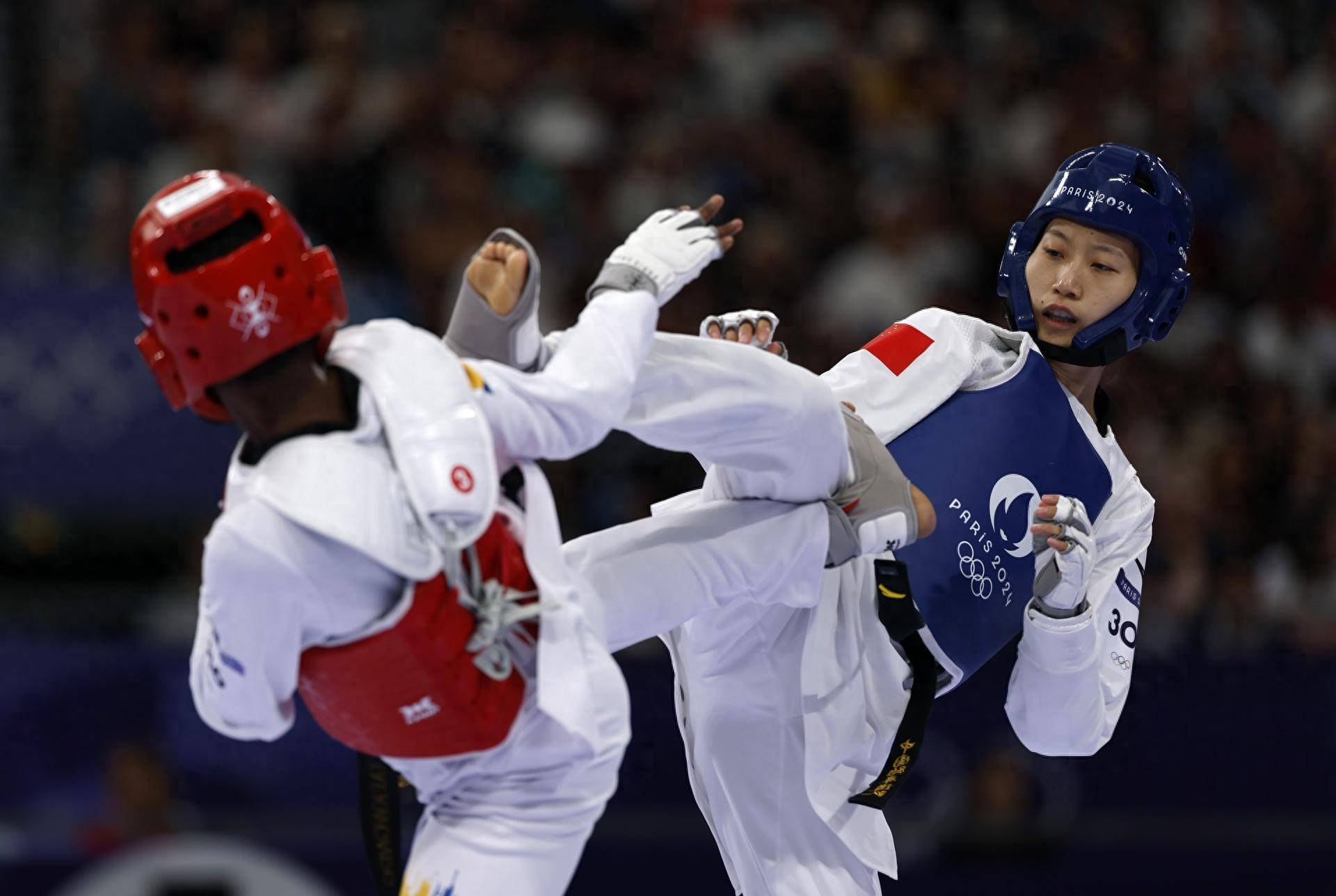 跆拳道女子决赛，韩国选手稳操胜券(我真佩服韩国女子组合把跆拳道弄成舞蹈)