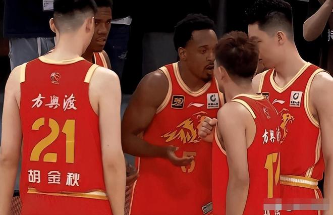 科隆队教练组力求提高球员战术素养的简单介绍 科隆队教练组力求提高球员战术素养的简单介绍