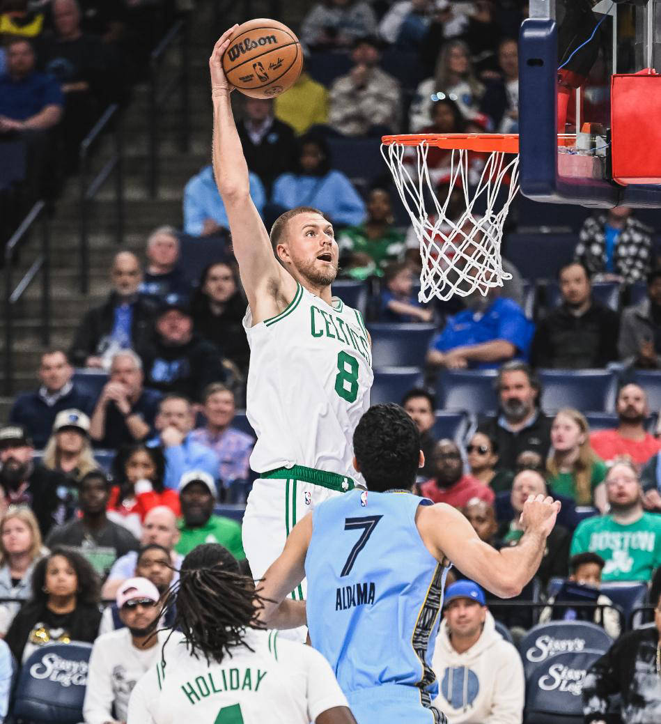 防守端表现稳固,取得连胜纪录创新高的简单介绍 防守端表现稳固,取得连胜纪录创新高的简单介绍