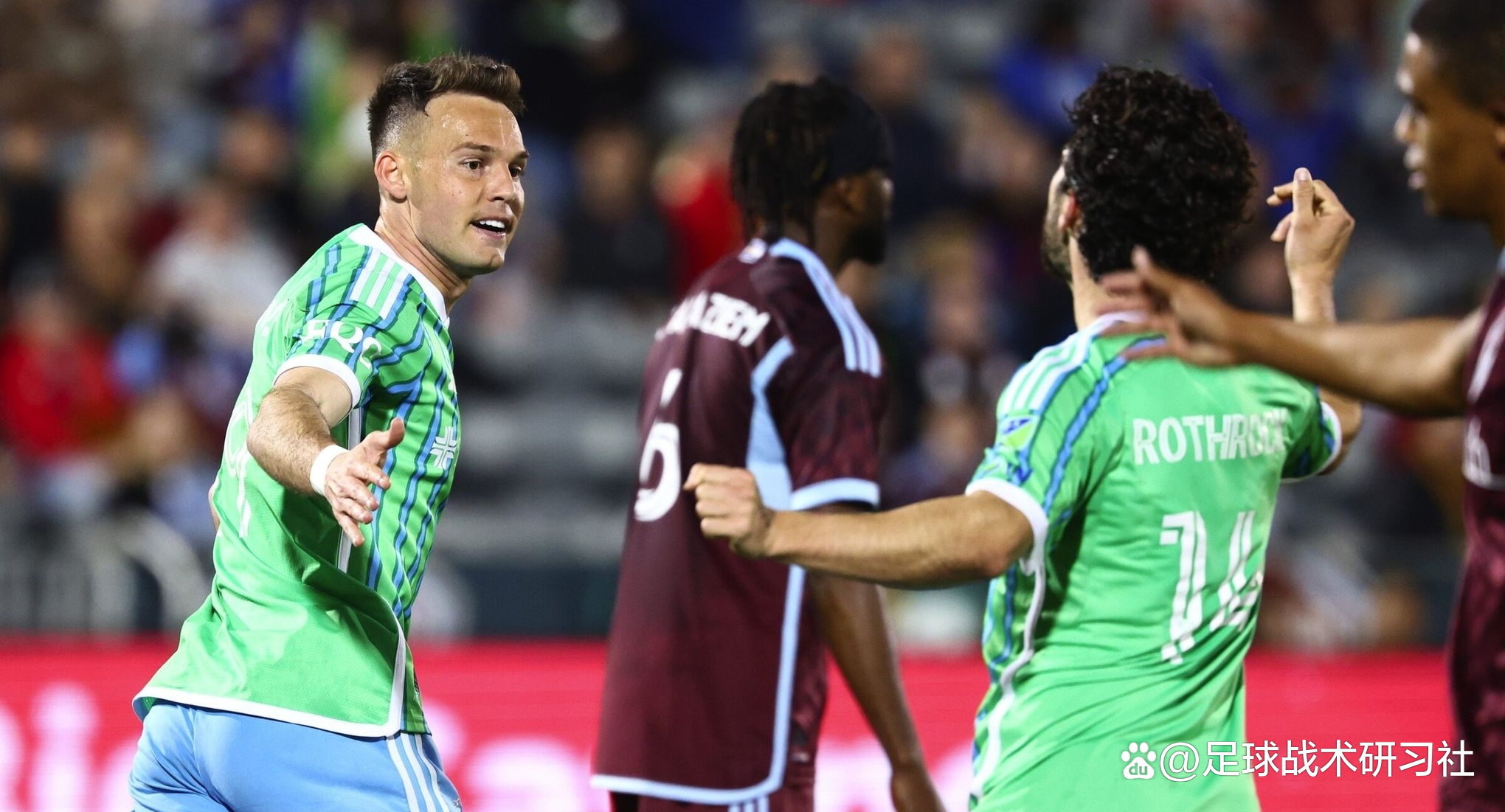 关于曼联新星爆发,挑战西雅图海湾者防线坚固的信息 关于曼联新星爆发,挑战西雅图海湾者防线坚固的信息