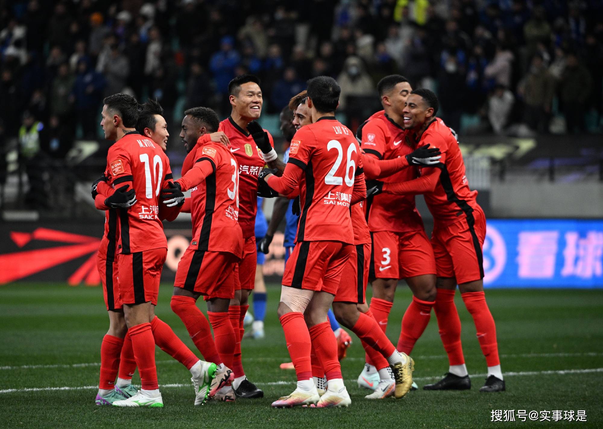 关于上港迎战申花,双方实力均衡期待精彩对决的信息 关于上港迎战申花,双方实力均衡期待精彩对决的信息