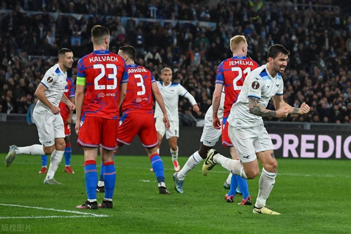 包含拉齐奥客场大胜，继续向欧冠资格靠拢的词条